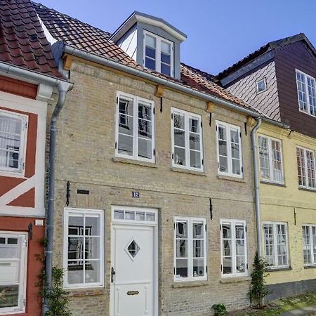 Oluf 12 Flensburg Exterior foto
